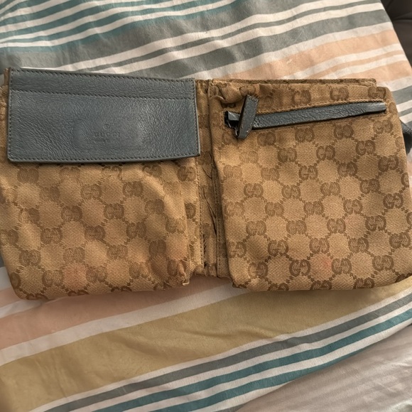 Authentic classic gucci belt bag - Picture 2 of 7